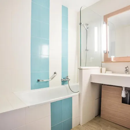 Apartment Saint-raphael Valescure - Maeva - 2 Personnes - Selection Mae-3141 *
